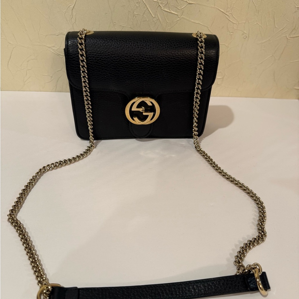 Gucci Black Pebbled Leather Chain Crossbody with Gold Hardware